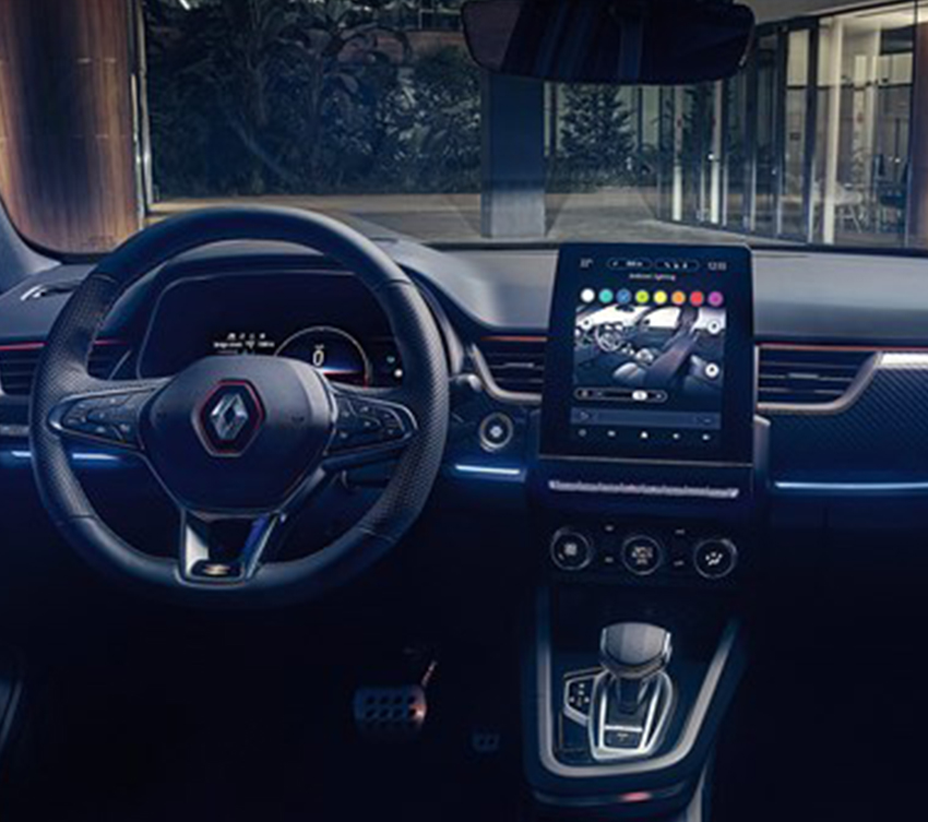 the Renault Arkana from the inside